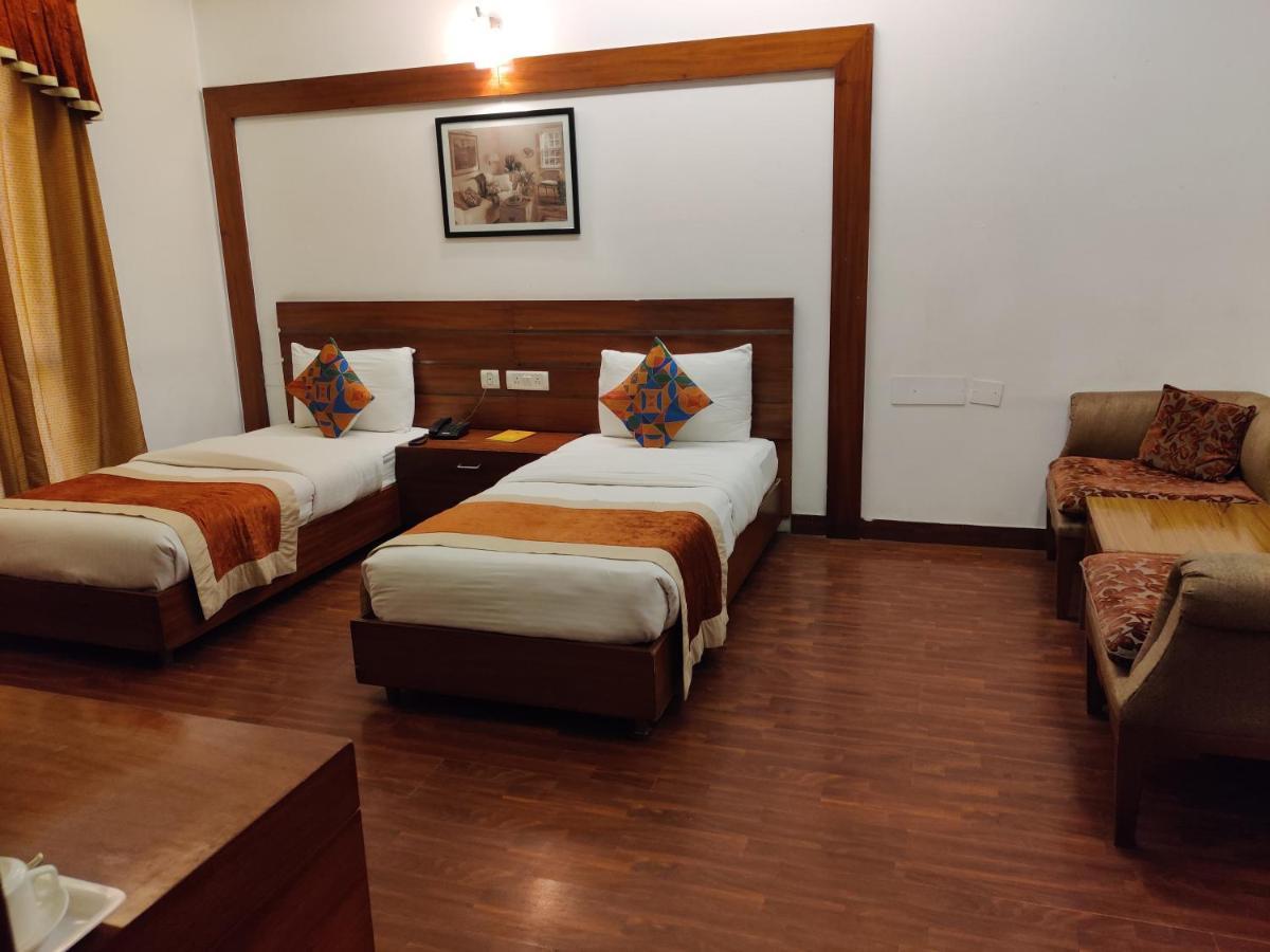 Hari'S Court Inns & Hotels New Delhi Exterior photo
