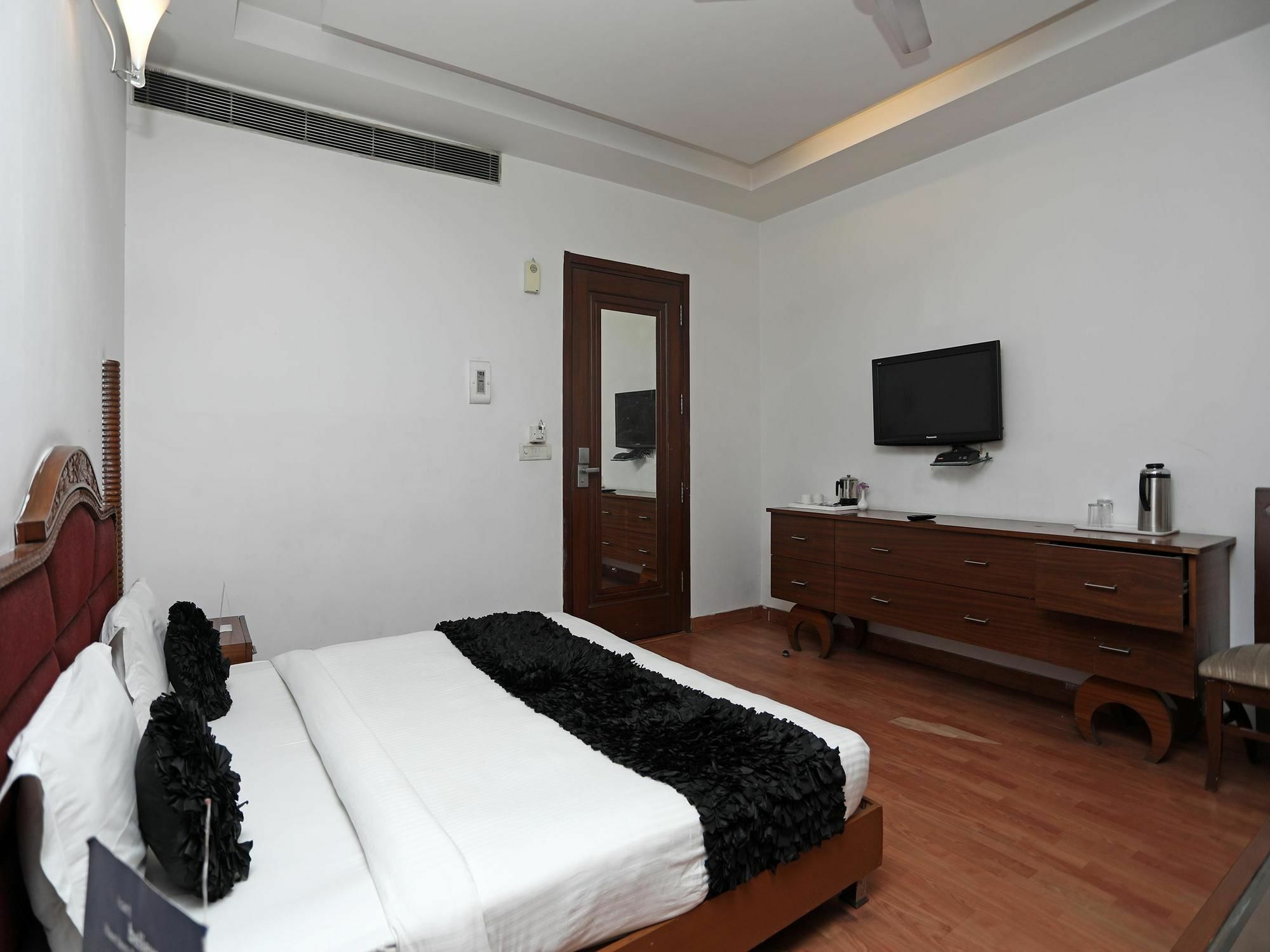 Hari'S Court Inns & Hotels New Delhi Exterior photo